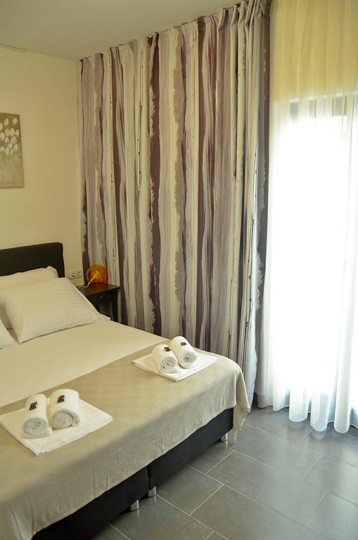 Lozna Residence Postira Luaran gambar
