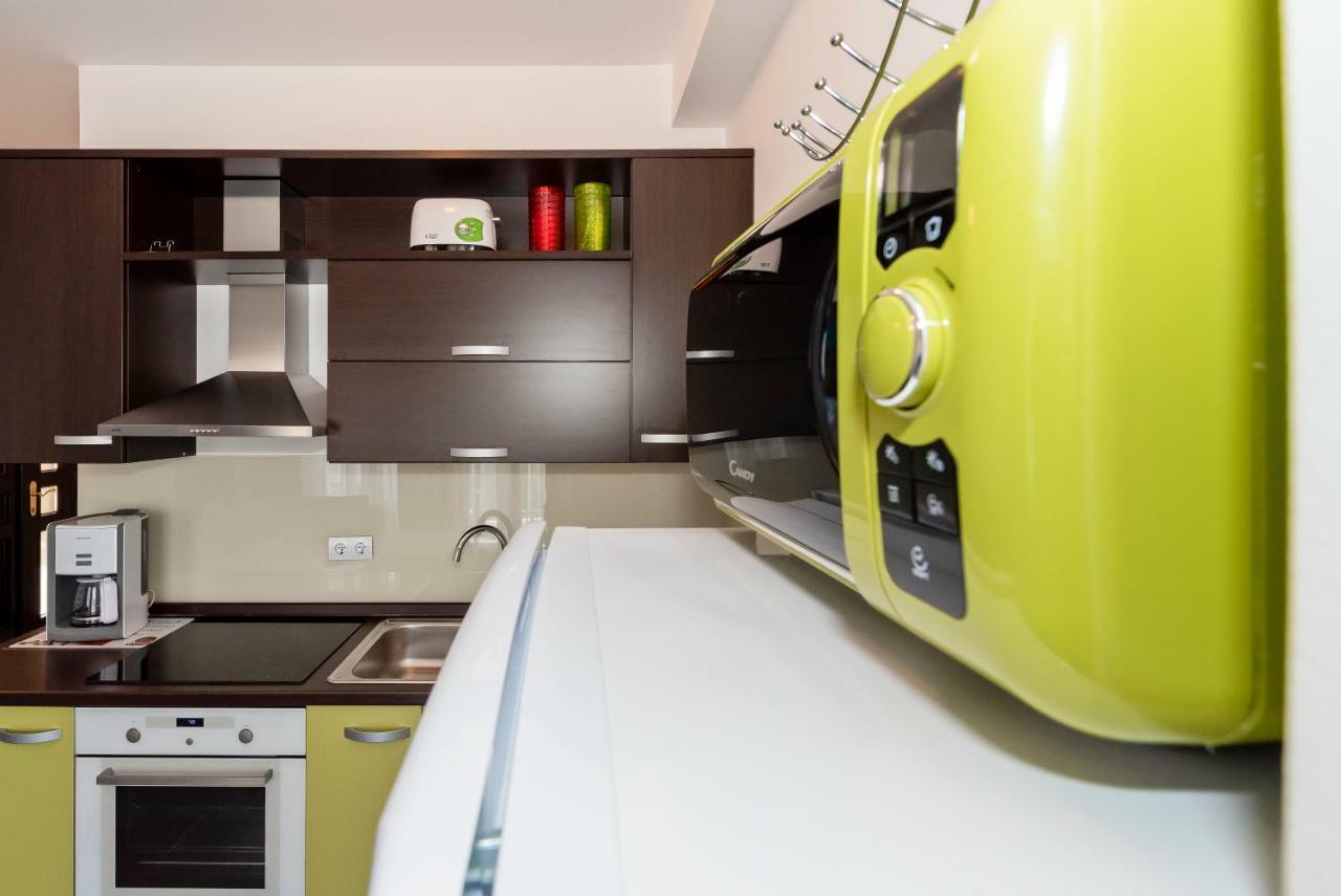Lozna Residence Postira Luaran gambar